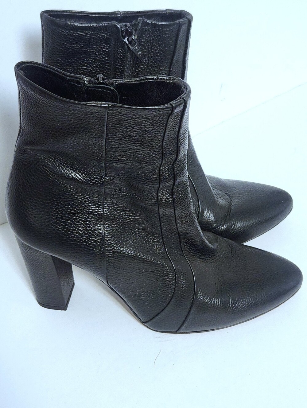Veronica Beard Marla Tumbled Leather Ankle Boots Black Size 8